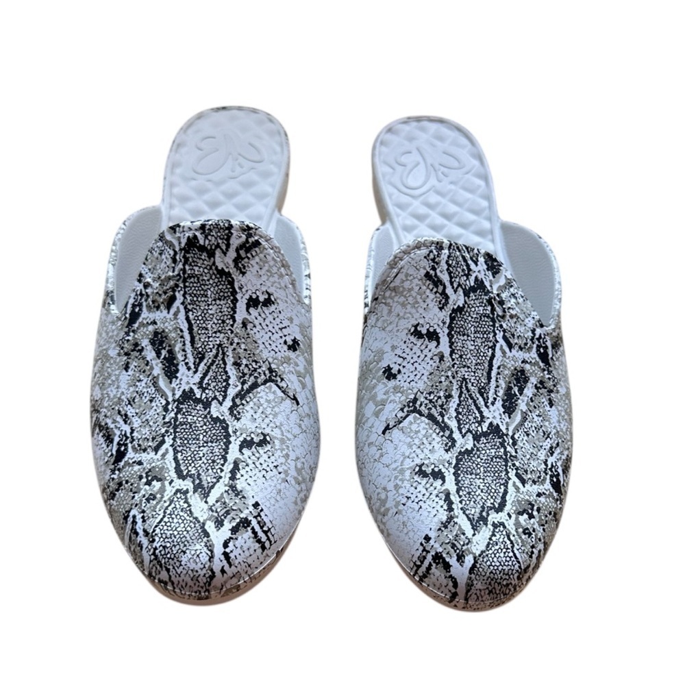 Bert’s Beach Shoes Snakeskin Patterned Slip-On